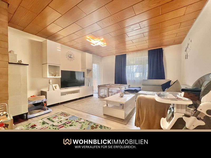 *Helle 3-Z.-Wohnung mit sonnigem Balkon*